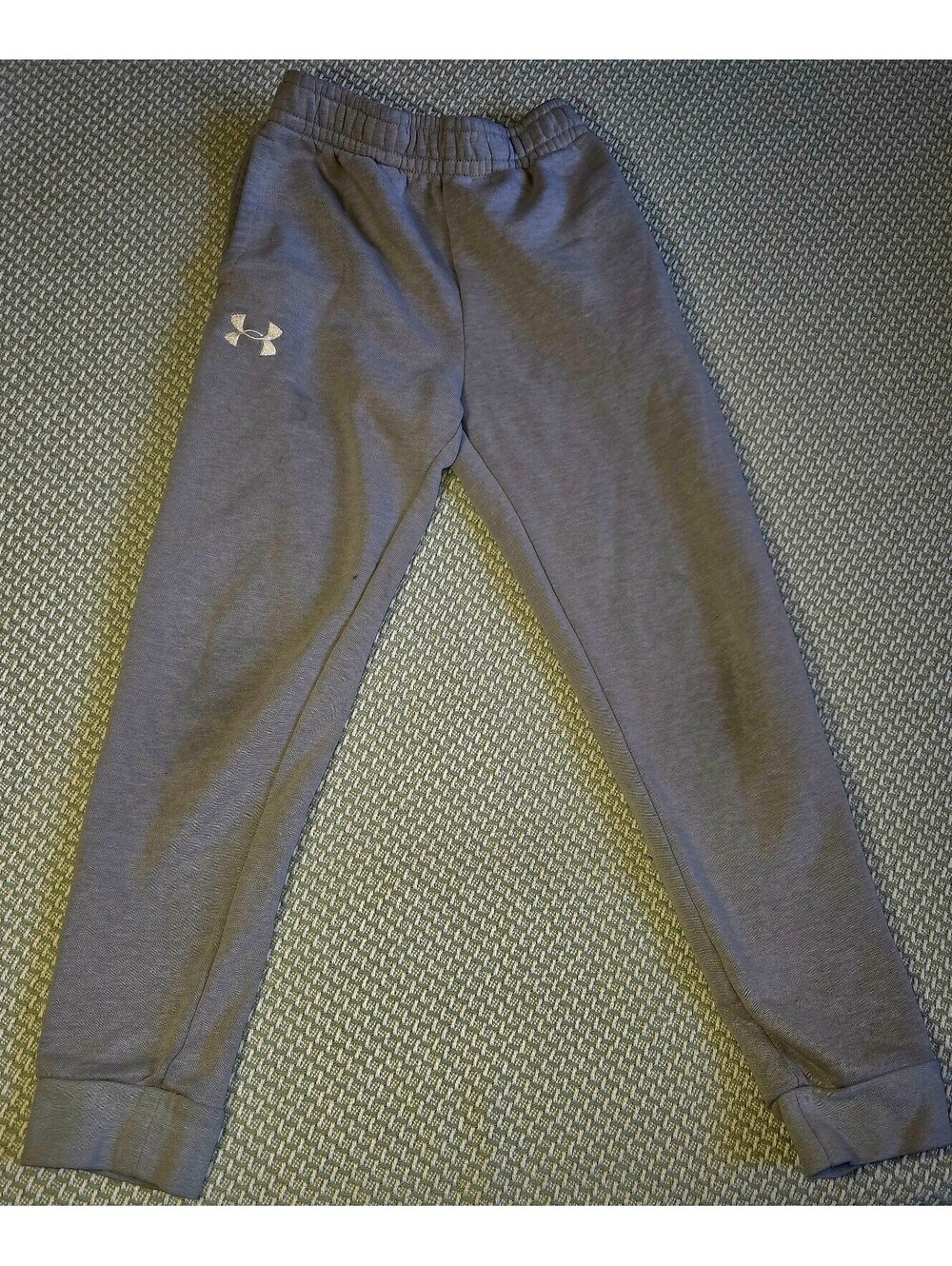 Under armor light gray fleece joggers kids size 7